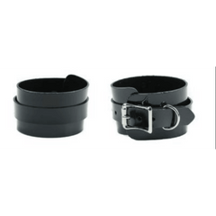 Black Vinyl D-Ring Bracelet