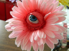 Freaky Flowers "Lazy Daisies" Prop Daisy