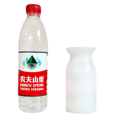 Snowflake Vase by Leon and Leno