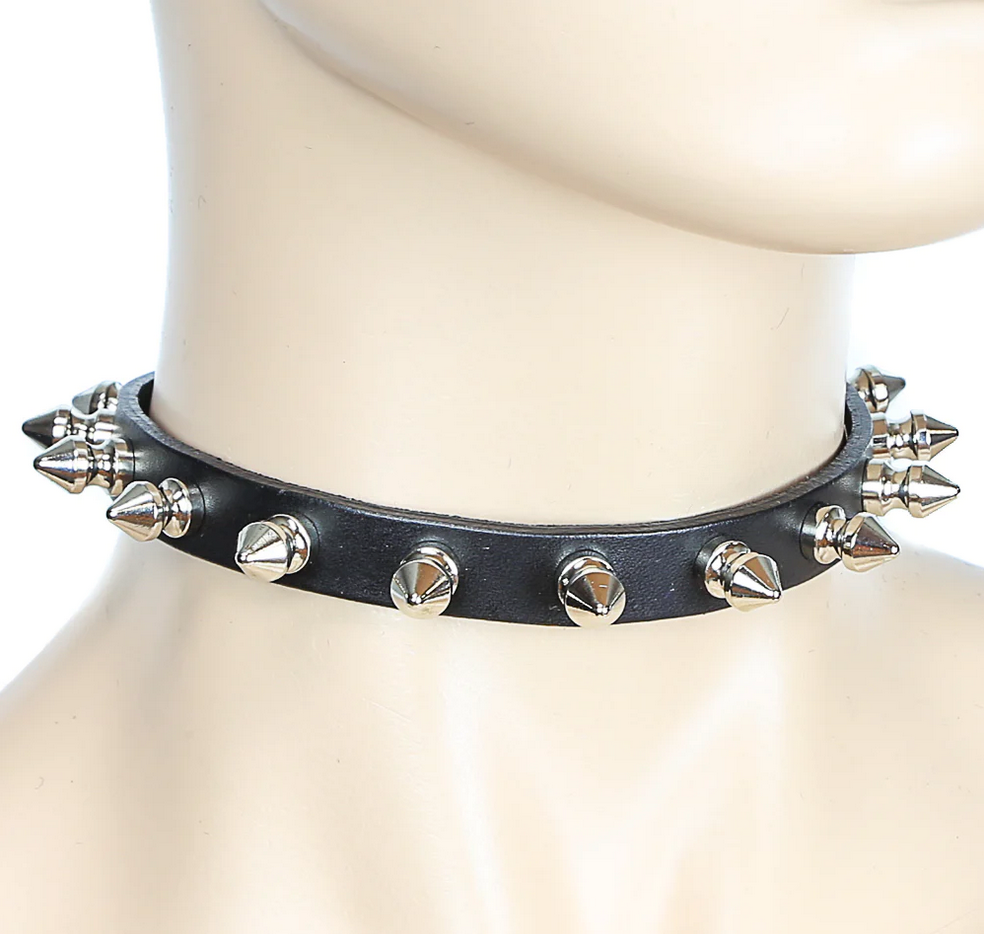 1/2" Black Leather Choker With 1/2" Spikes