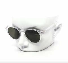 Timeless Modern Vintage Round Sunglasses