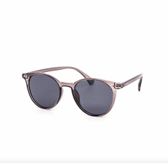 Timeless Modern Vintage Round Sunglasses