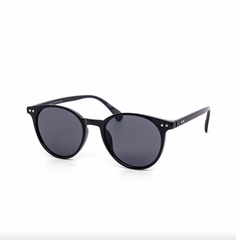 Timeless Modern Vintage Round Sunglasses