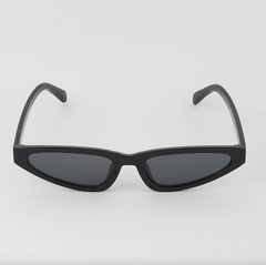 Joyce Retro Sharp Cat Eye Sunglasses