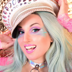 Piranha 1 Theatrical Contact Lenses