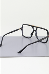 Chic & Straight - Modern Aviator Glasses