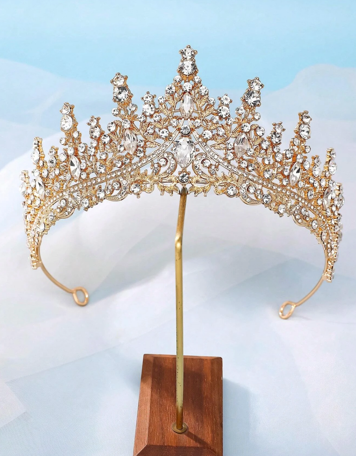 Gold and Silver Points Crown