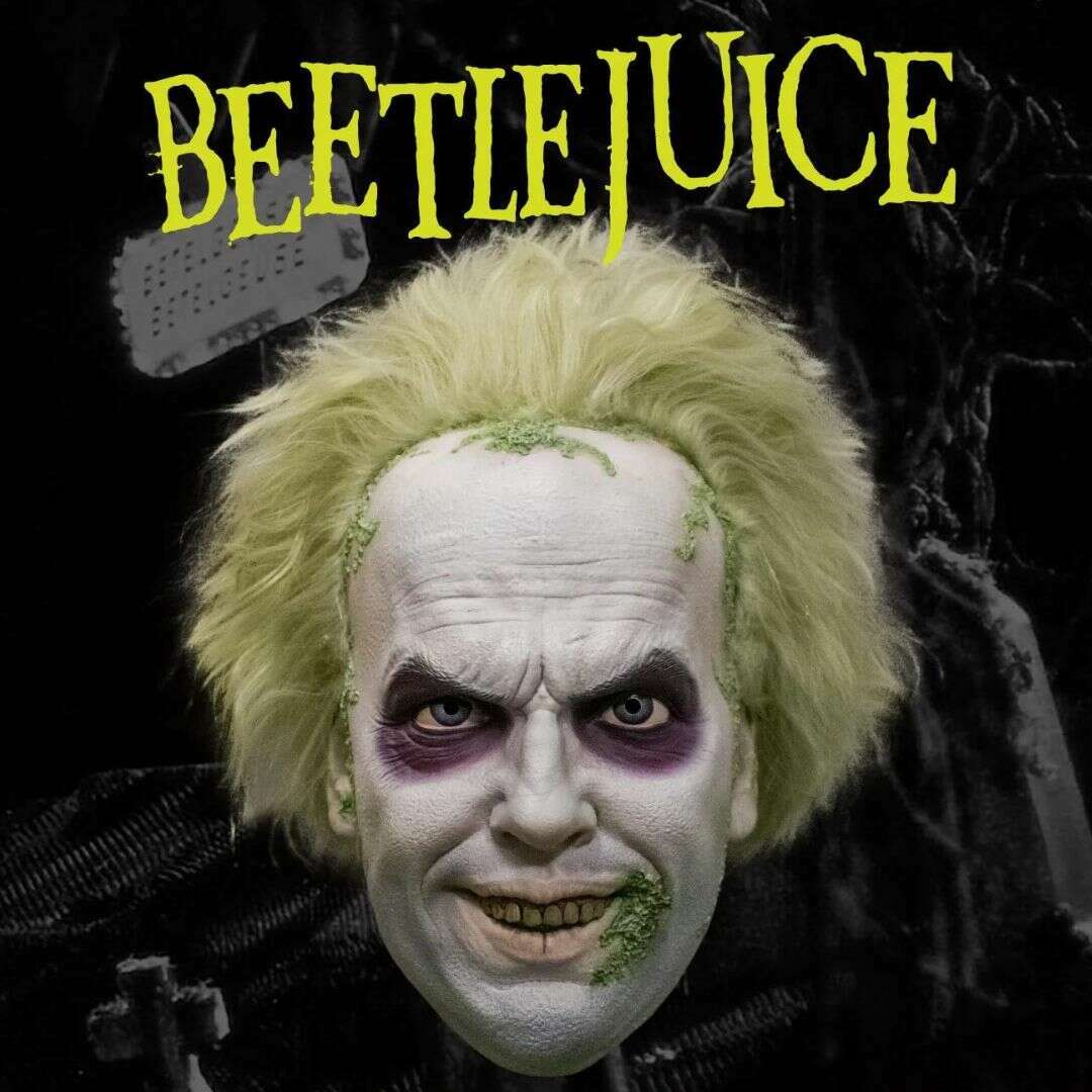 Beetlejuice Deluxe Injection Mask