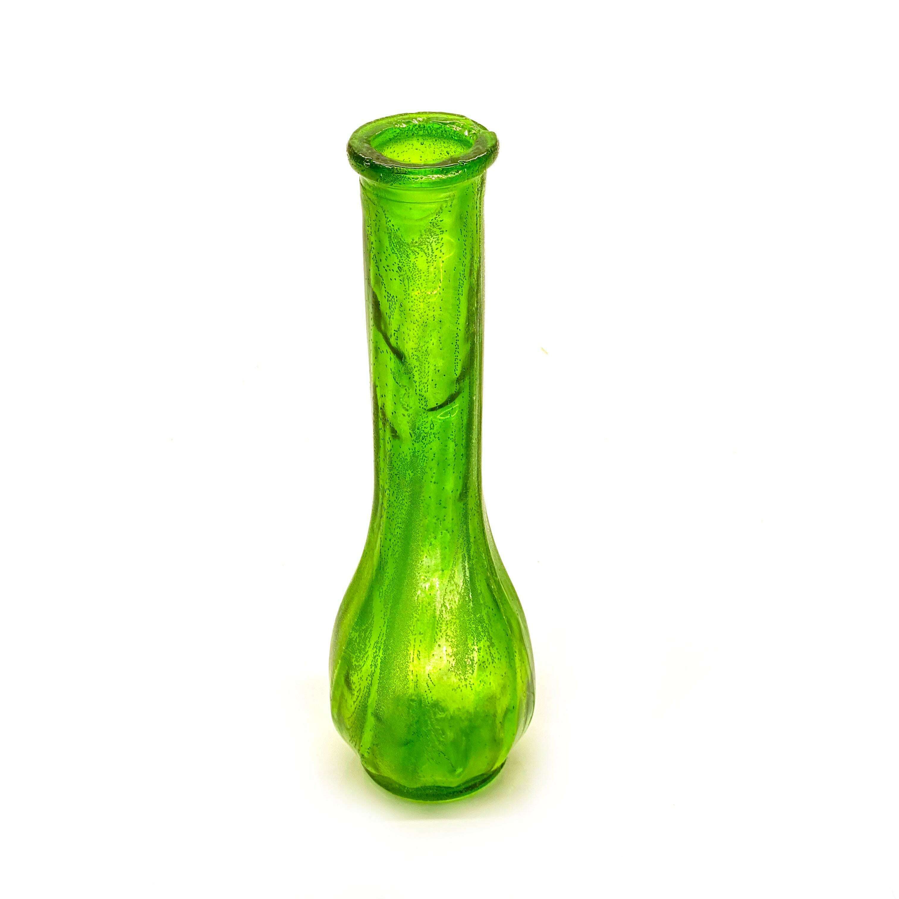 Breakaway Bud Vase