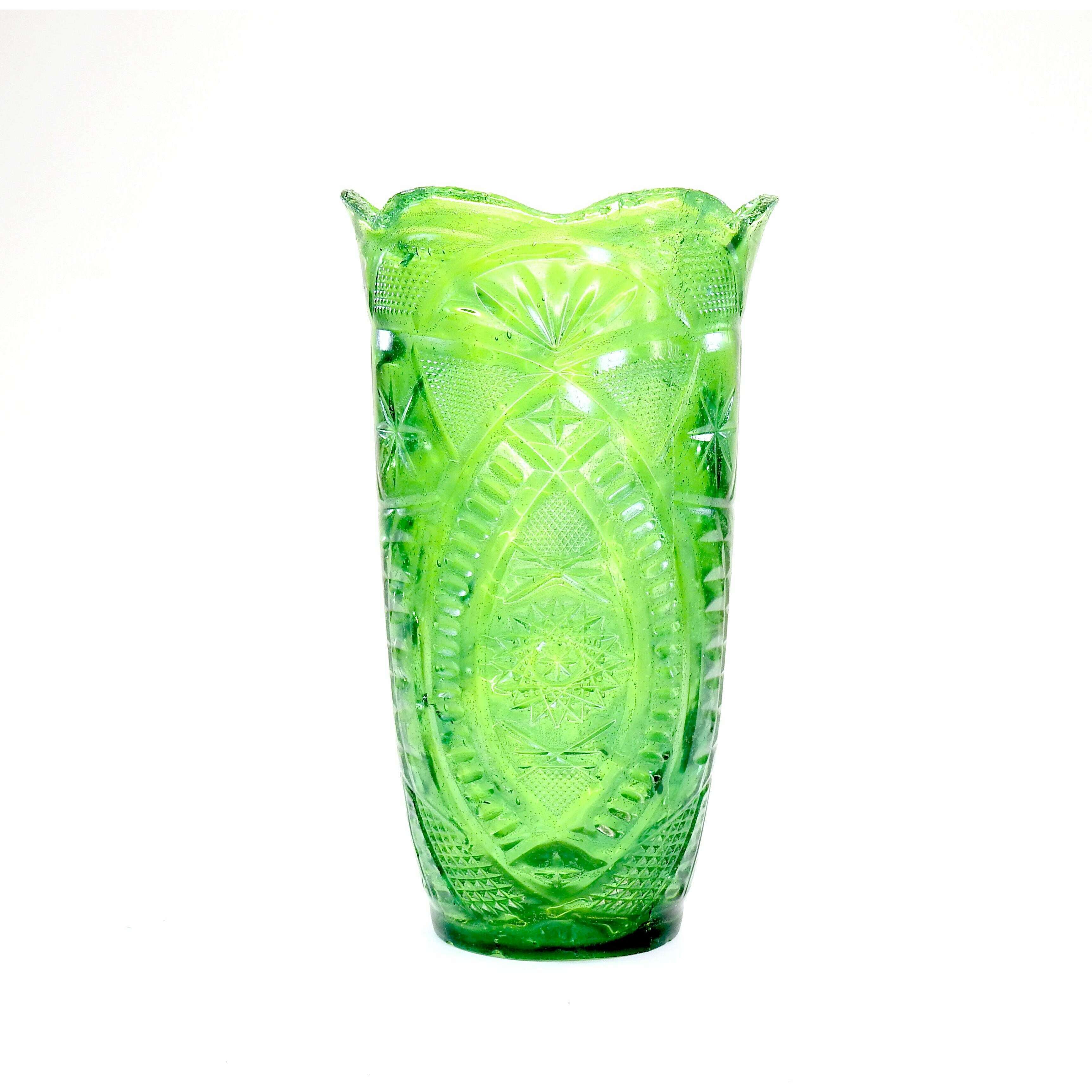 Breakaway Cut Crystal Vase