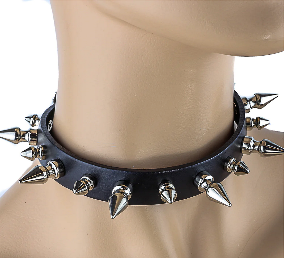 3/4" Wide Black Leather Choker With 1/2" & 1" Spikes