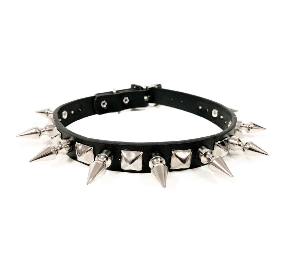 3/4" Black Leather Choker With 1 Row 1" Spikes & 1/2" Pyramids