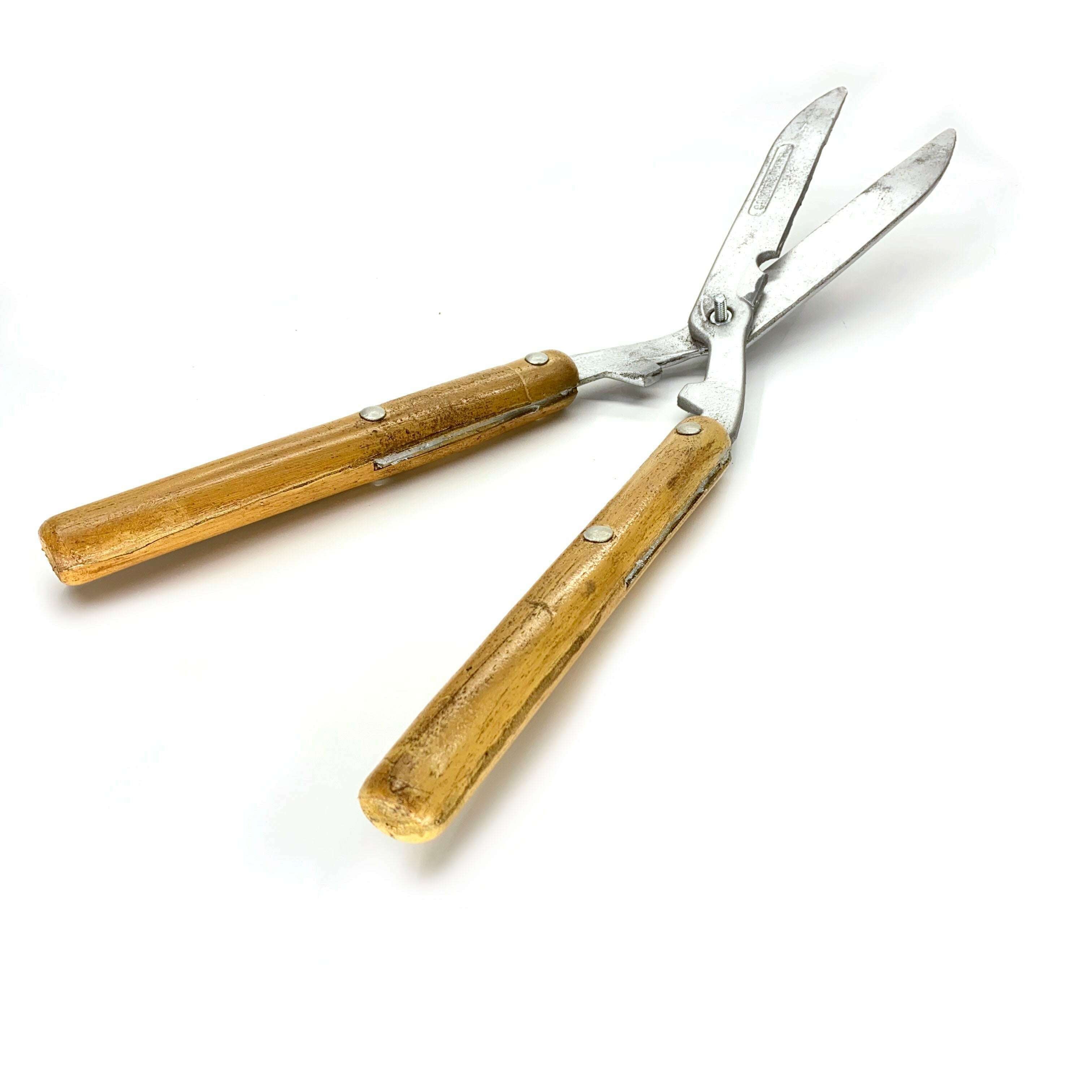 Garden Shears Prop with Functional Moving Parts