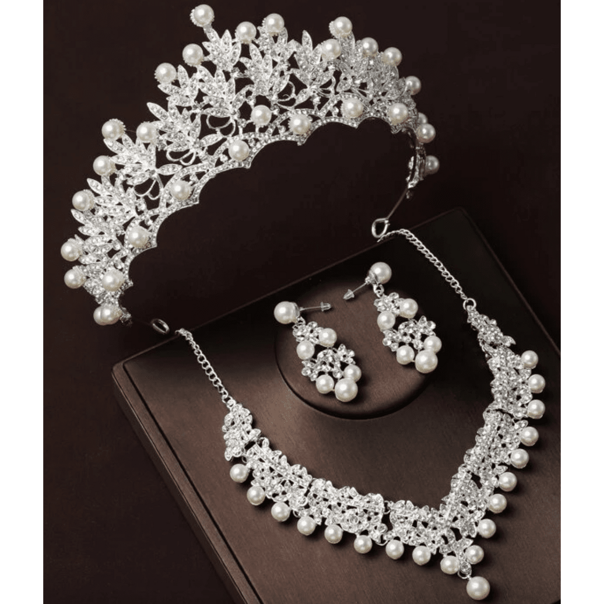 Pearly White Set with Tiara, Necklace and Earrings