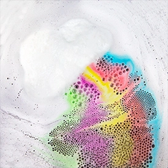 Rainbow Cloud Fizzing Bath Bomb