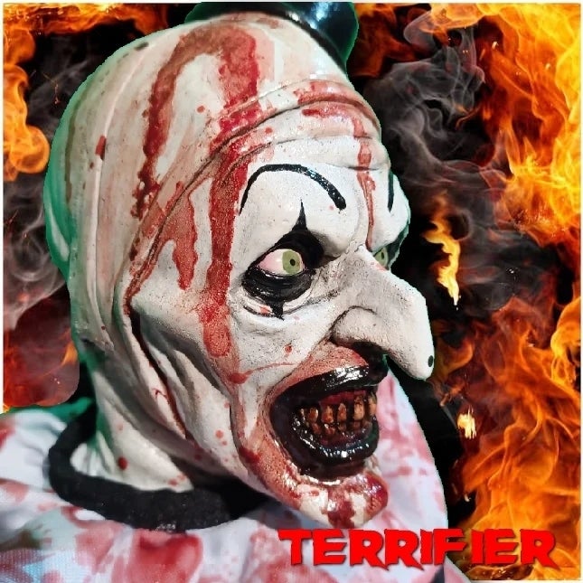 Terrifier: 24" Bloody Art The Clown Ragdoll