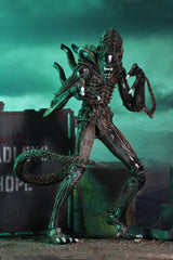 Aliens: Ultimate Aliens Warrior (1986) Brown 7" Scale Action Figure