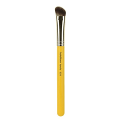 Bdellium Tools Studio 939 Slanted Detailer Brush