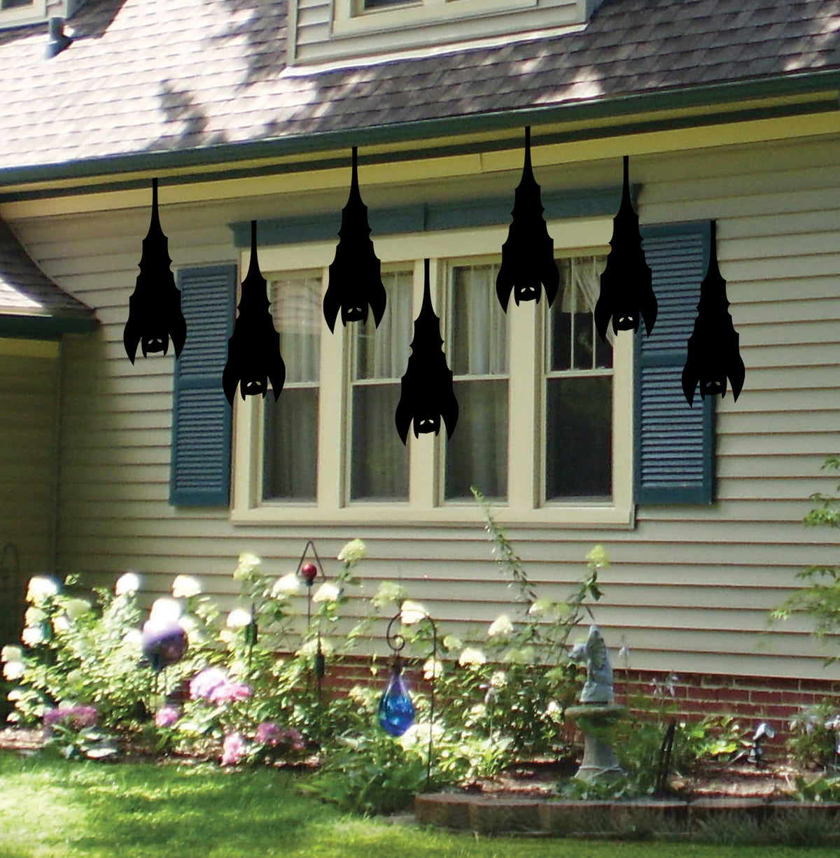 17.5" Hanging Bats