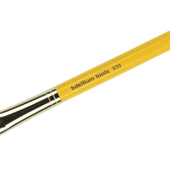 Bdellium Tools Studio 939 Slanted Detailer Brush