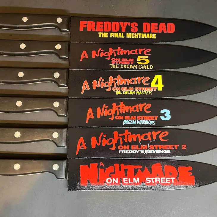 A Nightmare on Elm Street Six Knife Set With Stand