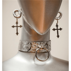 Silver Metallic Brocade Choker with Ring
